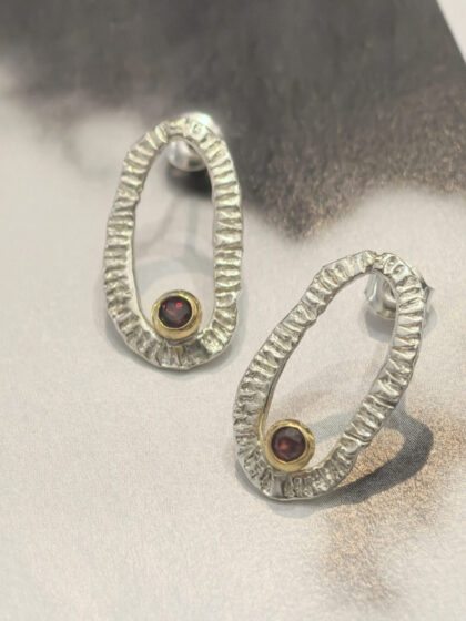 Kolczyki z granatami MMK312