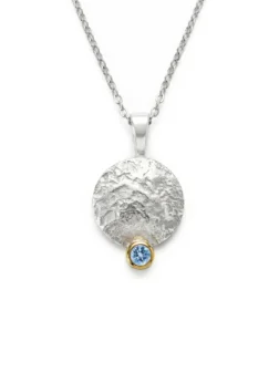 zawieszka Moon srebrna, wykonana ręcznie, z naturalnym kamieniem - topazem niebieskim, wykonana w polskiej pracowni biżuterii premium MM Sroka Design